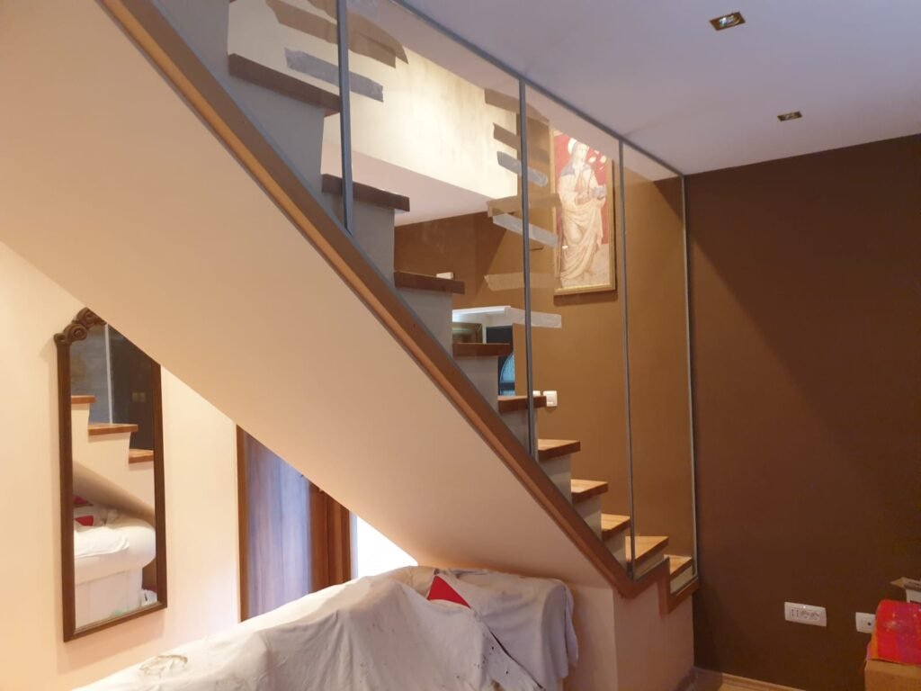 Staklarne usluge koje transformiraju vaš prostor: sve što trebate znati o modernom staklu