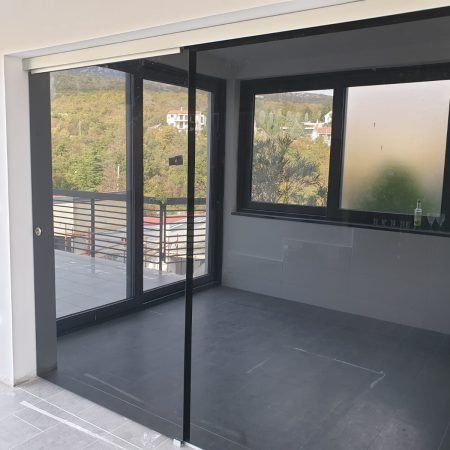 staklarna rijeka